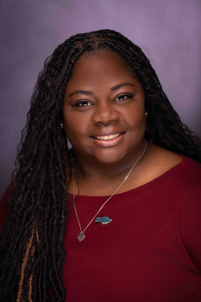 Director de Iniciativas
Estratégicas mwells@learningcommunityds.org