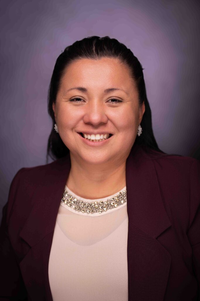 Director Ejecutivo de los Centros
 de Aprendizaje de PrimariaIlopez@learningcommunityds.org