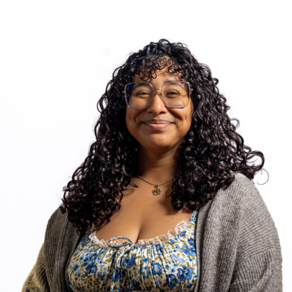 Daniela-Avalos-ESL-Instructor-Recrop