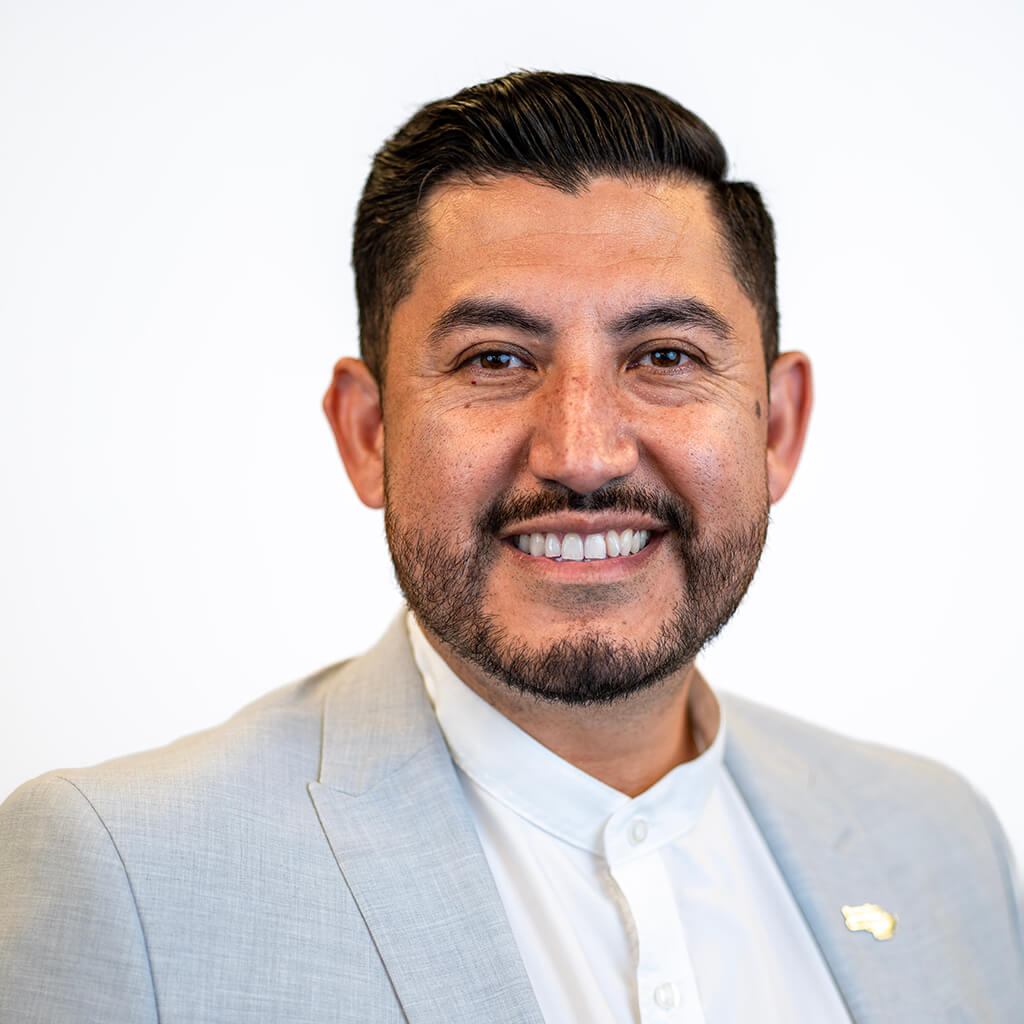 Director Ejecutivo de Centros
de Aprendizaje Temprano jcovarrubias@learningcommunityds.org